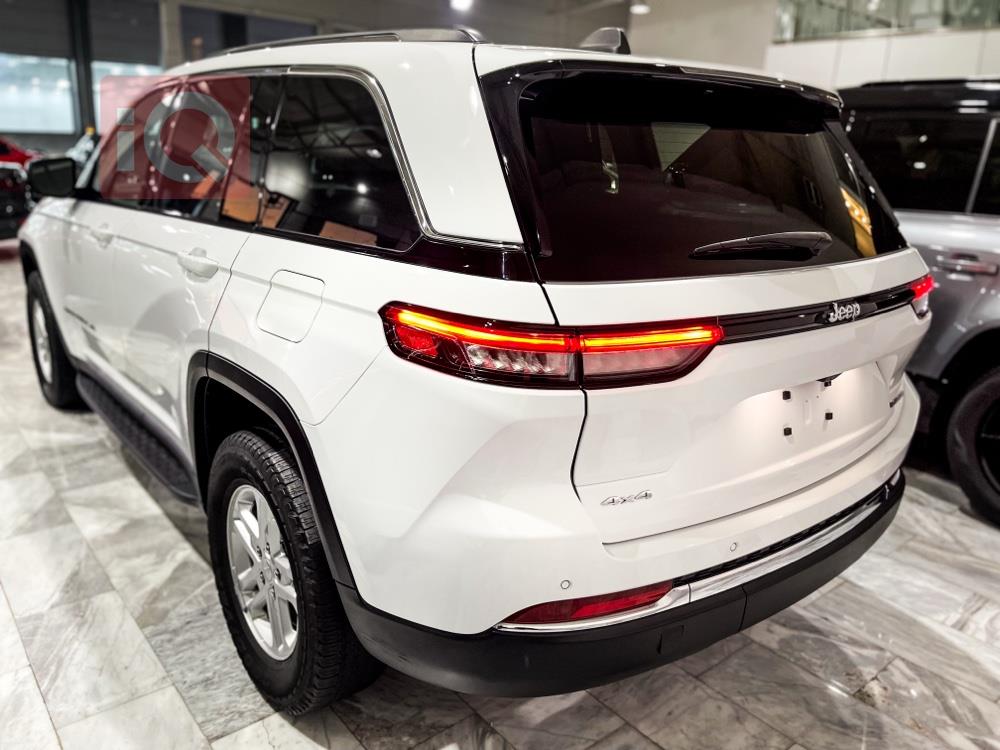 جيب جراند شيروكي